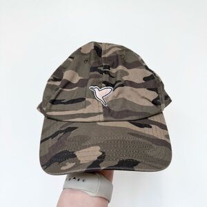 Like New BIRDDOGS “FREE THE BIRD” Camouflage hat w/ pink bird